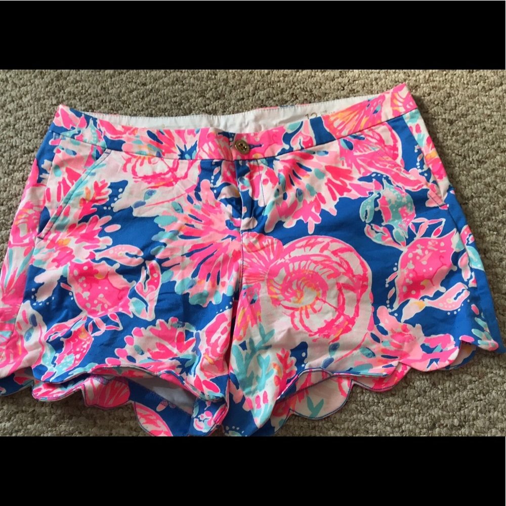 Lilly Pulitzer Fan Tastic Buttercup Shorts